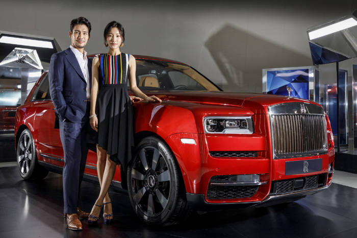 롤스로이스 최초의 SUV '컬리넌'.