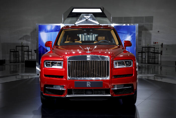 롤스로이스 '컬리넌' 전면 모습.