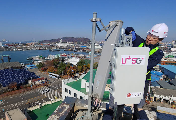 5G 기지국 구축 속도 내는 LG유플러스