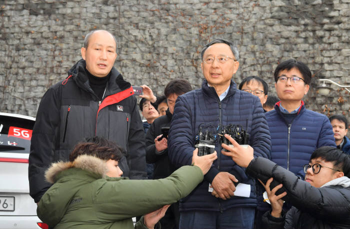 황창규 KT 회장, "전국 통신시설 점검…  보상안 적극 마련"