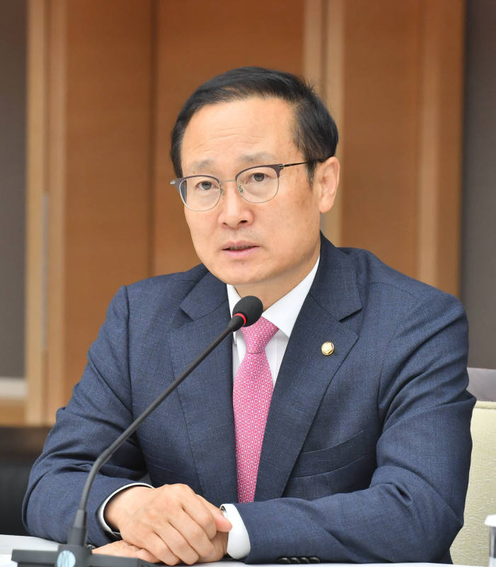 홍영표, “김정호 국토위 사보임”...국민께 송구