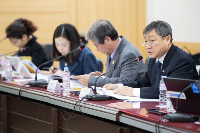 국가교육위원회 설치 계획에 대해 국가교육회의와 교육부가 사전 기자 간담회를 개최하고 계획을 발표했다.