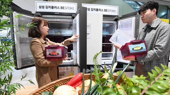 김치냉장고, '성능은 기본, 색상은 취향에 맞게' 구매