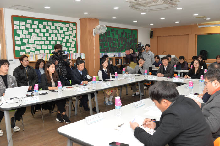 당진고 교사, 학생, 학부모가 이구동성으로 온라인 공동교육과정을 확대해야 한다고 강조했다. 사진=당진고