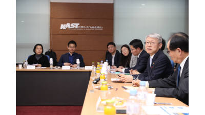 최기영 과기정통부 장관, 젊은 과학자와 소통 간담회
