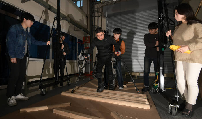 100여 일 남은 사이배슬론 대회, '우승' 위해 구슬땀