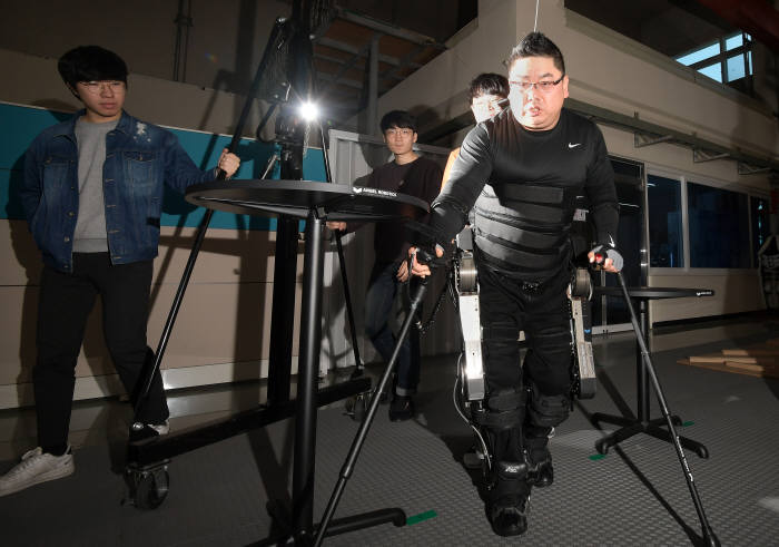 100여 일 남은 사이배슬론 대회, '우승' 위해 구슬땀