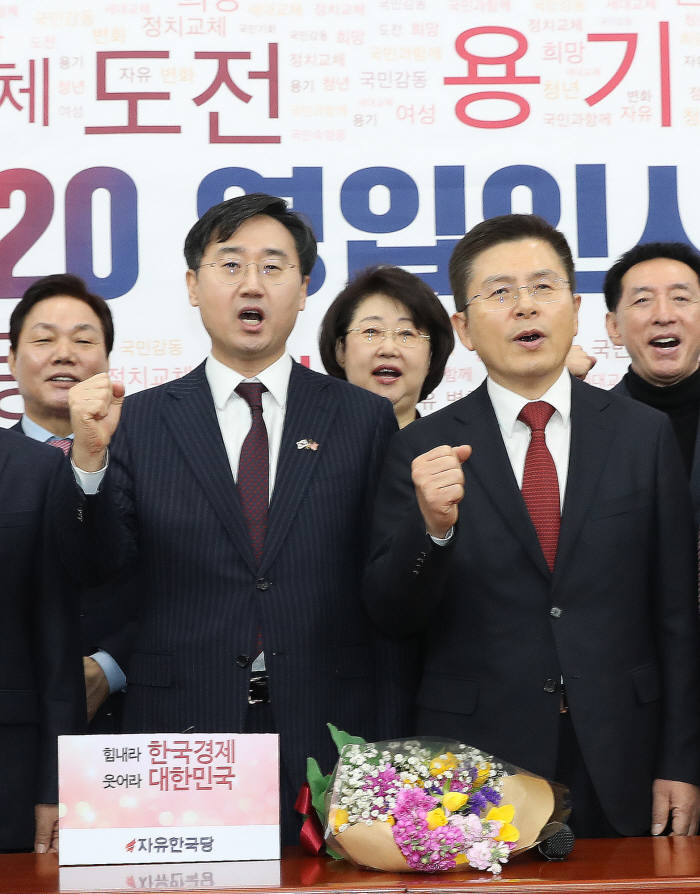 한국당 다섯번째 영입인사 신범철 아산정책연구원 안보통일센터장