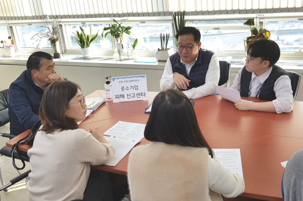 용인시가 신종 코로나로 인한 관내 중소기업 피해상황 전수조사에 나선다.