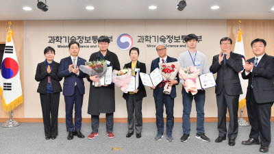 기사 섬네일