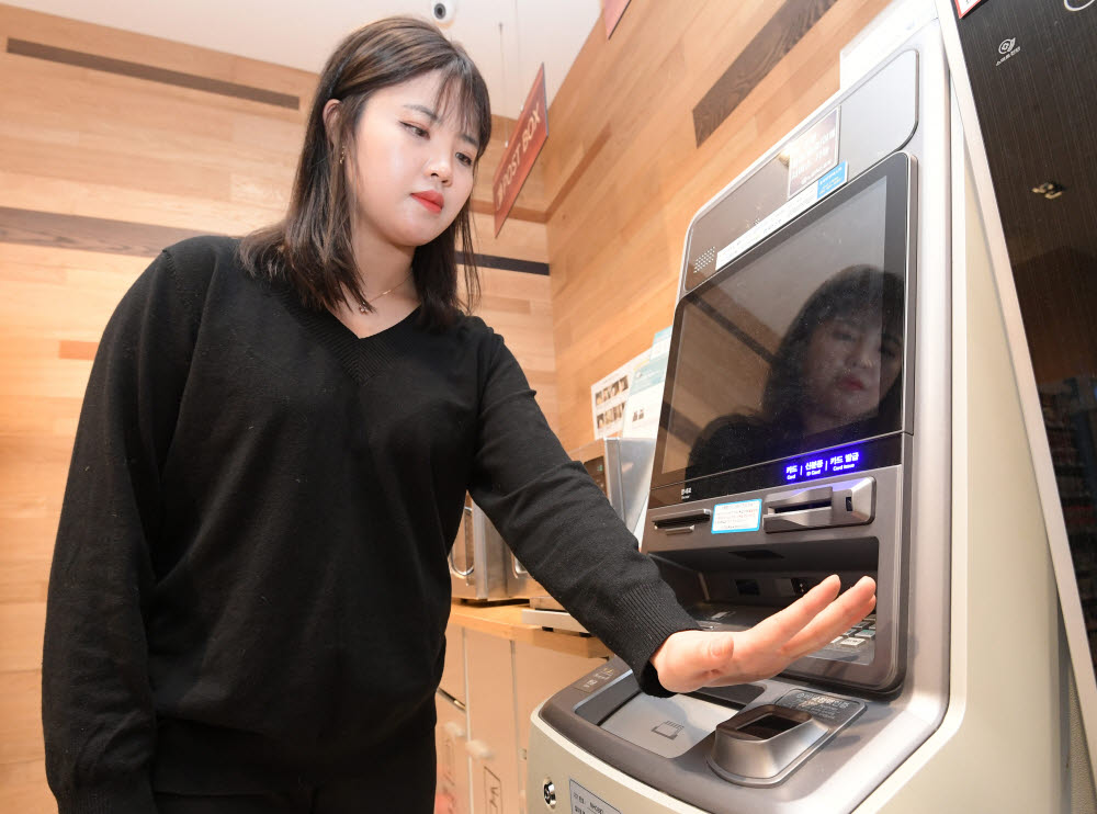 금융권 생체인증 日기술만...국내 기업은 외면