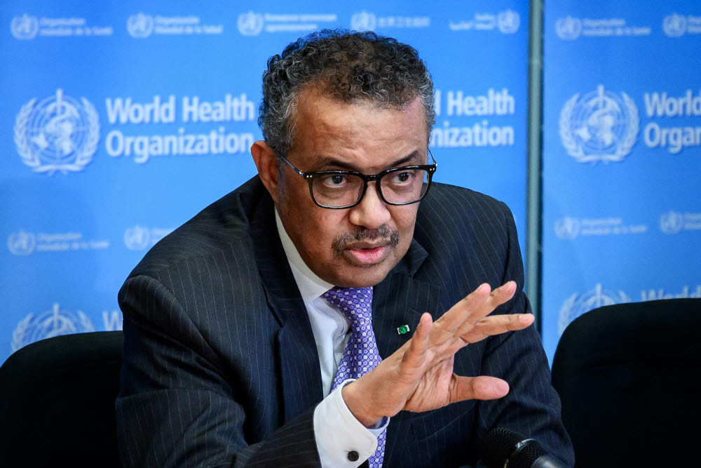 World Health Organization (WHO) Director-General Tedros Adhanom Ghebreyesus gestures as he speaks during a daily press briefing on COVID-19 virus at the WHO headquaters in Geneva on March 9, 2020. - The World Health Organization said on March 9, 2020 that more than 70 percent of those infected with the new coronavirus in China have recovered, adding that the country was "bringing its epidemic under control". (Photo by Fabrice COFFRINI / AFP)