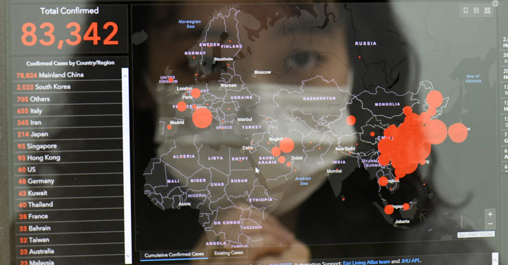 미국 존스홉킨스대학 CSSE팀이 세계보건기구(WHO)와 미국 질병통제예방센터(CDC)등의 데이터를 이용해 만든 세계 확진자 현황 지도.