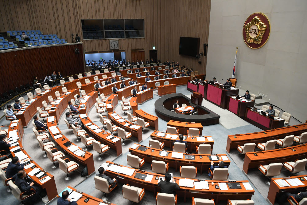 '전기발전기본법' 재발의...논란 재현 불가피