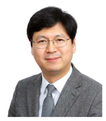 신현웅 신임 기획상임이사