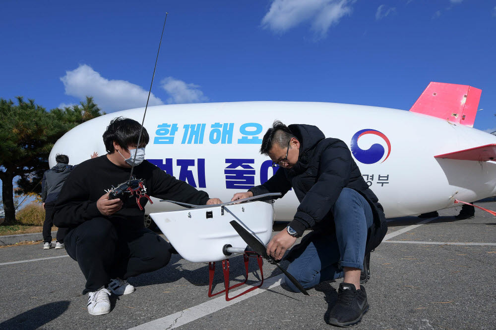 환경부, 미세먼지 비상저감조치 대비한 무인비행선 운영