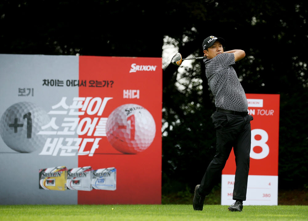 2020 스릭슨투어 상금랭킹 1위에 오른 최이삭. 사진=KPGA