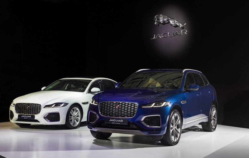 재규어가 올해 선보일 신차 뉴 XF(왼쪽)와 뉴 F-PACE.