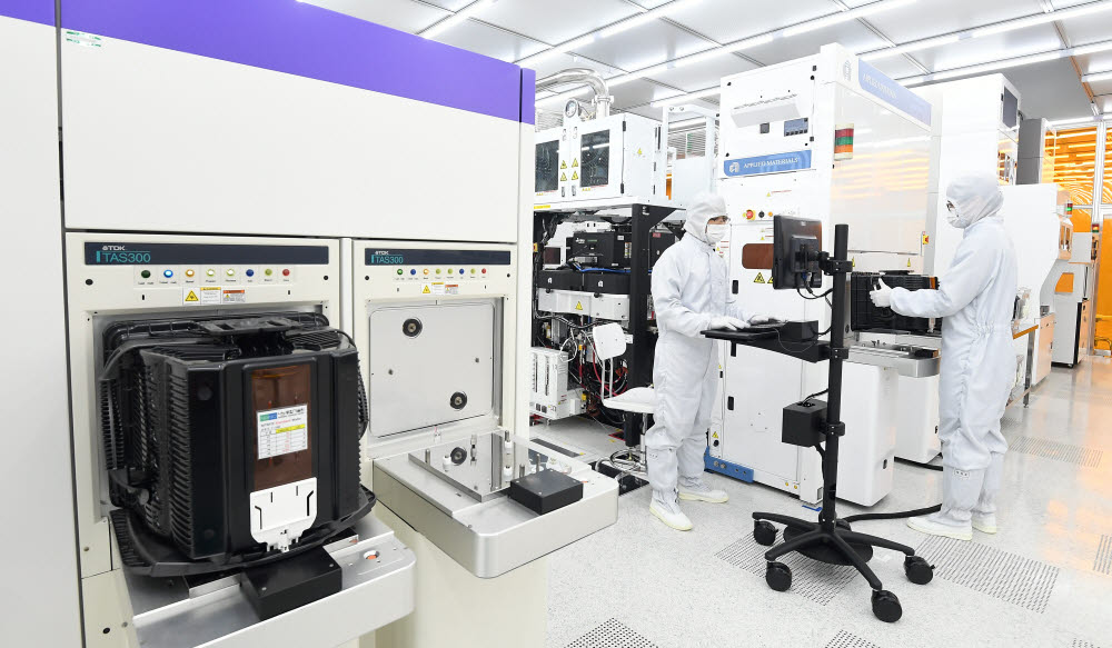국내 최초 12인치 반도체 테스트베드 구축
