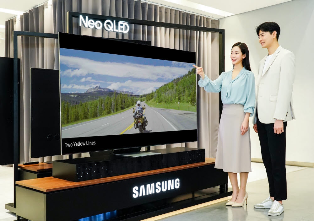 삼성 Neo QLED로 8K 영화를 감상하다