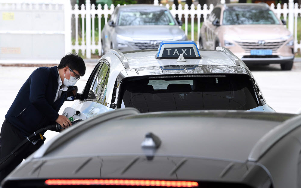 현대차, 2023년 수소연료전지 내구성 10배로 강화