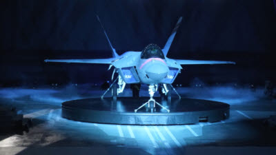 첫 국산 전투기 KF-X 탄생했다