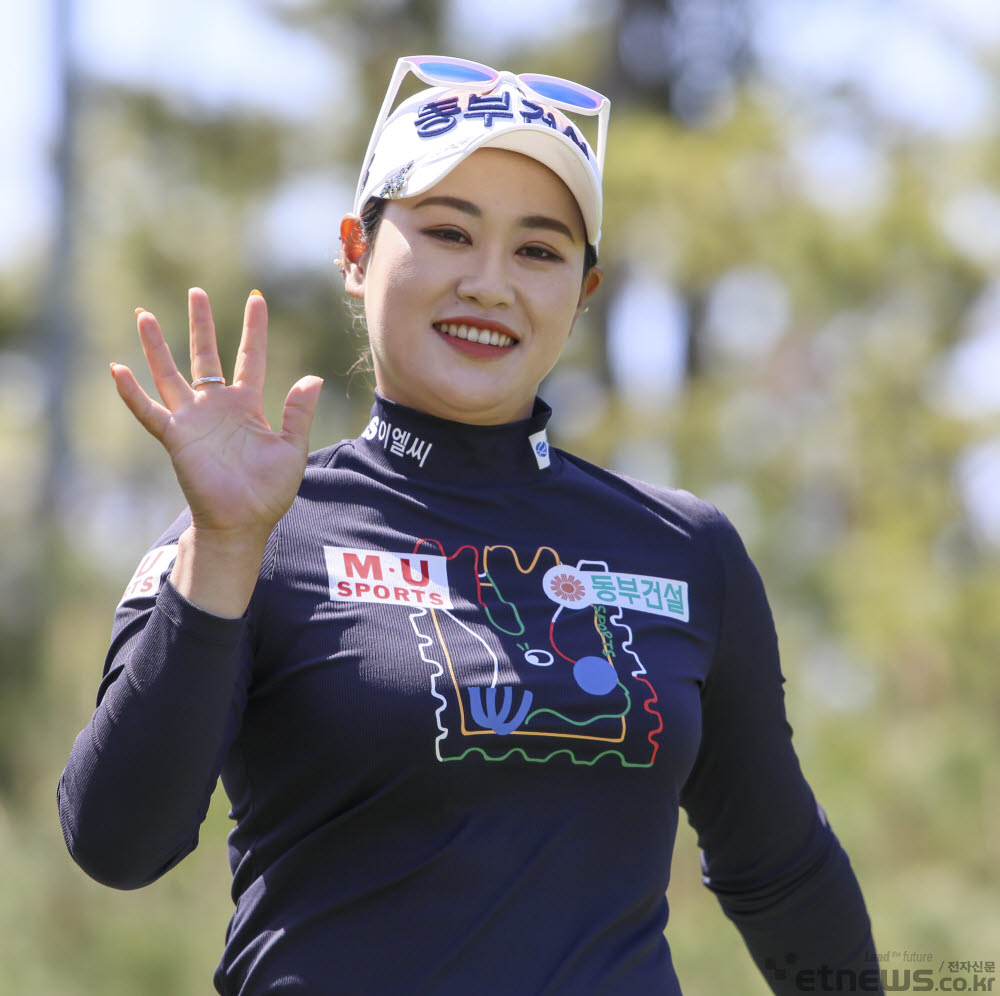 지한솔이 교촌 허니 레이디스오픈에서 준우승에 오르며 동부건설 구단랭킹 상승에 힘을 보탰다. 사진=손진현 기자