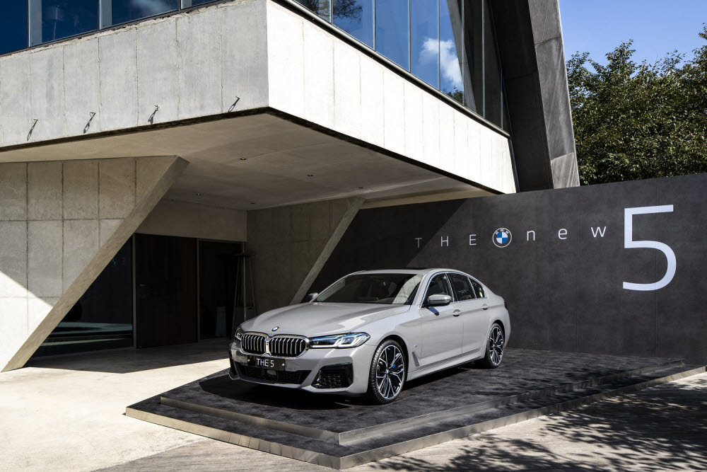 지난달 수입차 모델별 판매 1위에 오른 BMW 5시리즈.