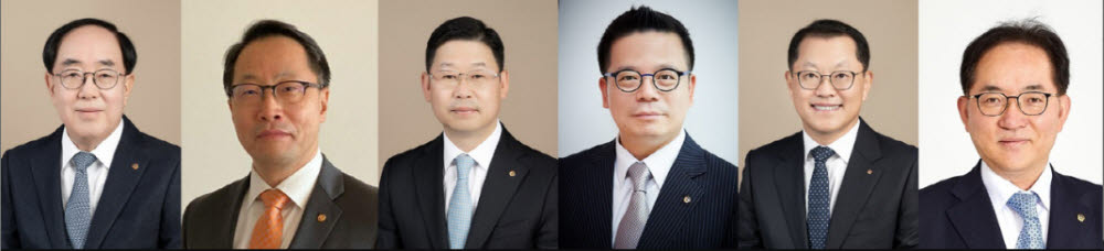 (사진 왼쪽부터)최광호 한화건설 대표이사 부회장, 남이현 한화솔루션 케미칼부문 대표이사, 이구영 한화솔루션 큐셀 부문 대표이사, 어성철 한화시스템 대표이사, 김희철 한화종합화학 대표이사, 홍정표 한화저축은행 대표이사. [사진= 한화그룹 제공]