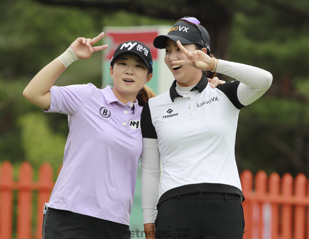 [포토]한진선, 하트 할 껄 !