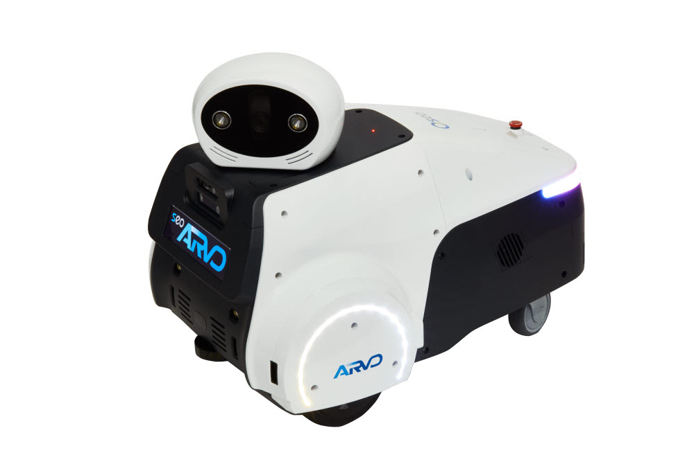 세오가 개발한 무인 감시로봇 아르보(ARVO).