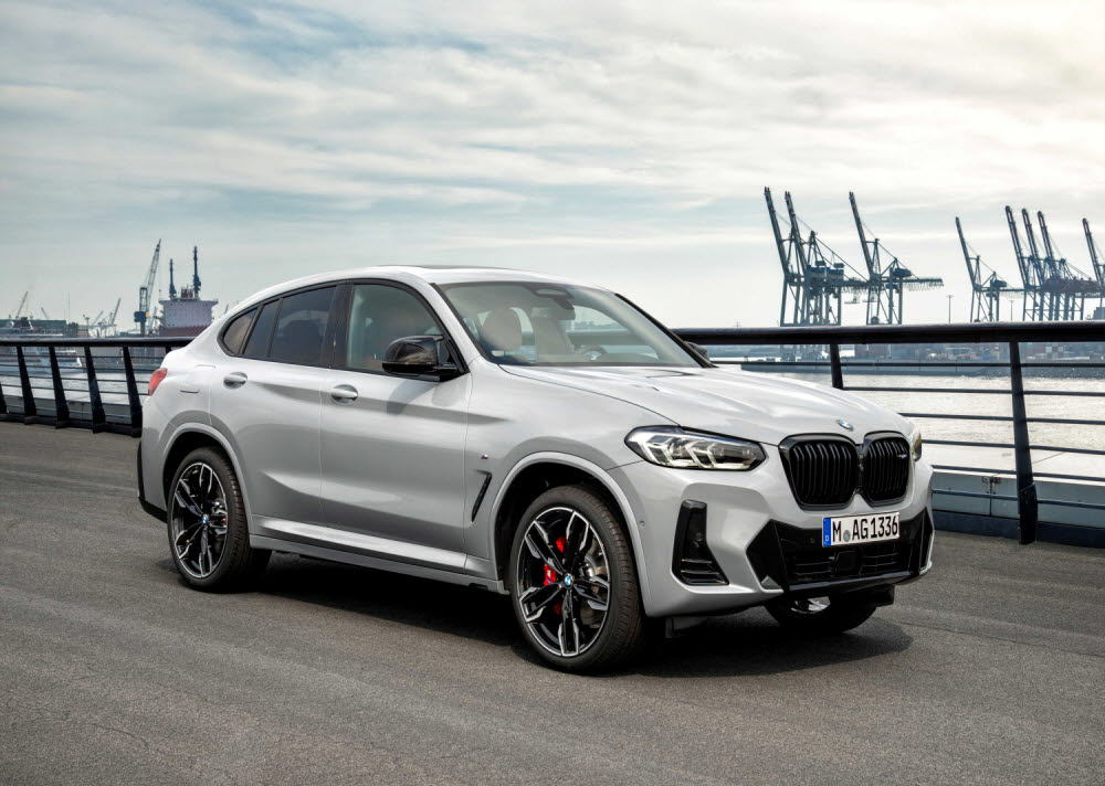 BMW 뉴 X4.