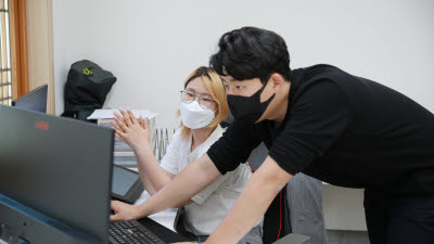 기사 썸네일