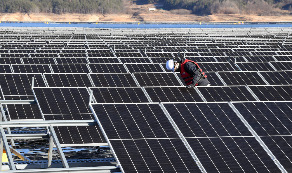 국내 최대 규모 수상태양광으로 탄소중립 실현