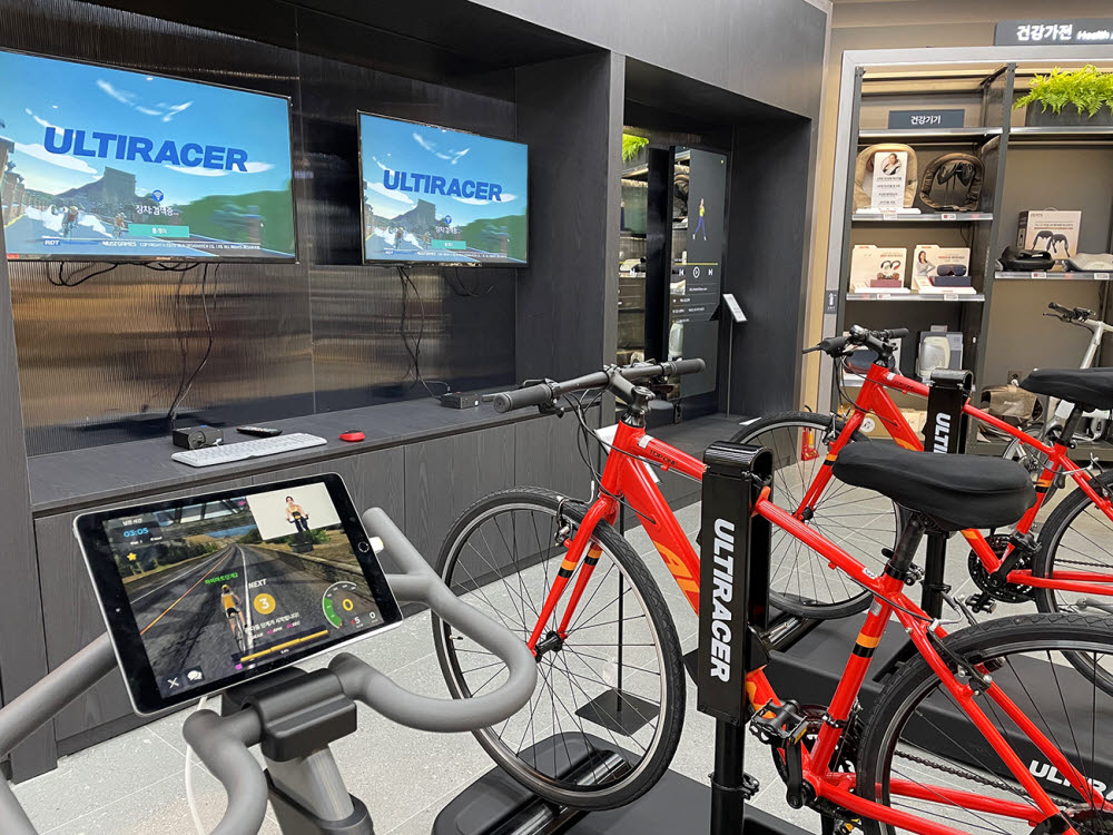 롯데하이마트 메가스토어 단계점 3층에 위치한 헬스케어존 전경