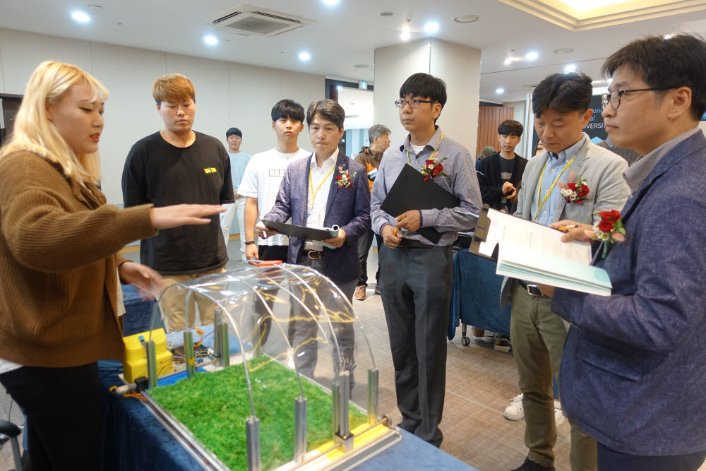 부산대 공학교육혁신선도센터 주요 프로그램인 동남권 캡스톤 경진대회