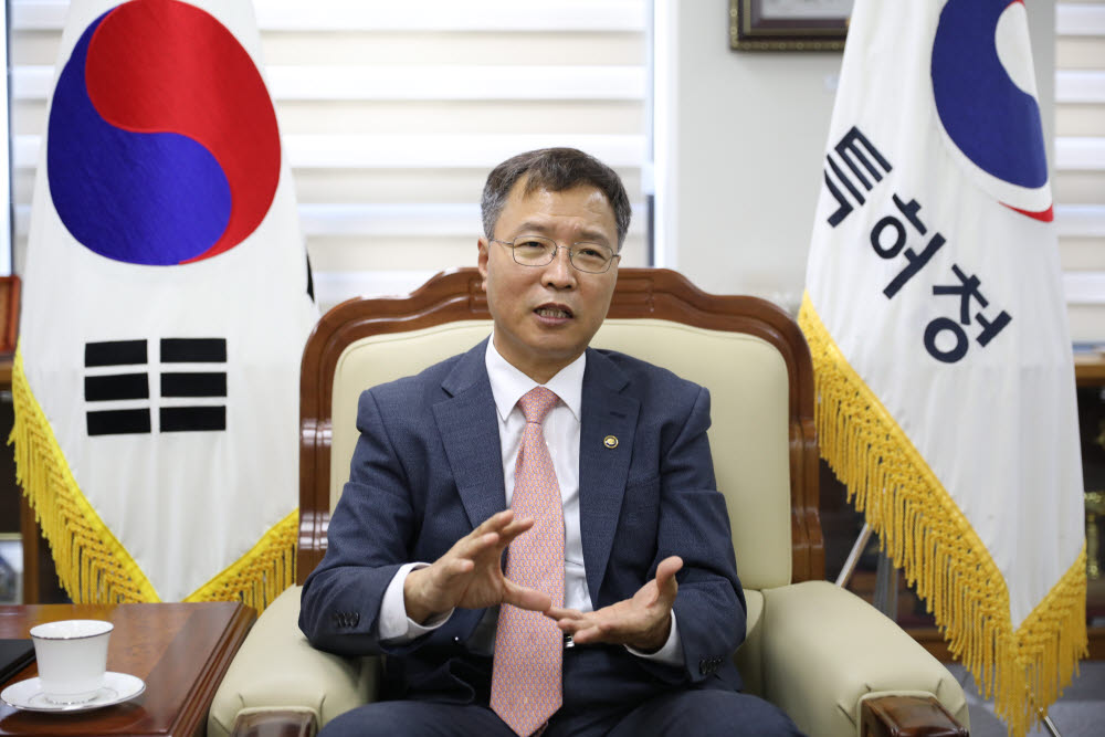 [인터뷰]김용래 특허청장 “한국 지식재산 강국 '우뚝'...데이터 활용해 핵심 기술 선점”