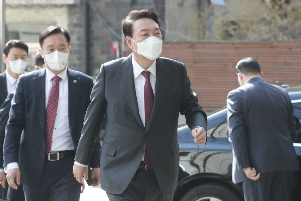 인수위 출근하는 윤석열 당선인