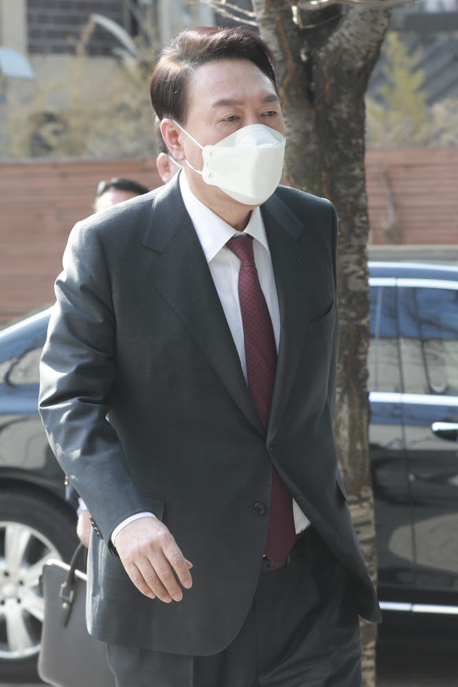 인수위 출근하는 윤석열 당선인