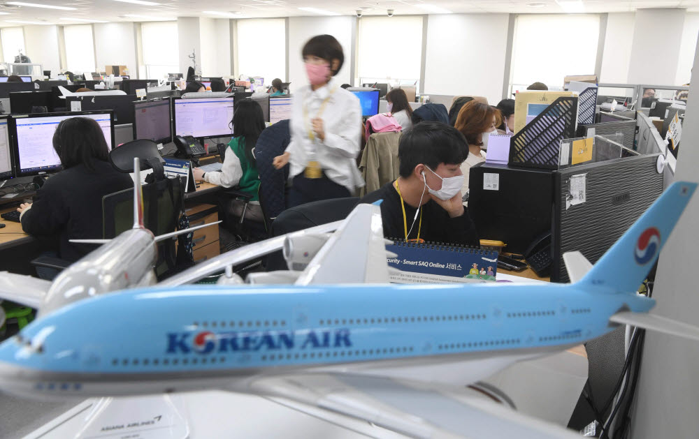 국제선 주간 100회씩 증편, 격리면제에 여행업계 훈풍 분다