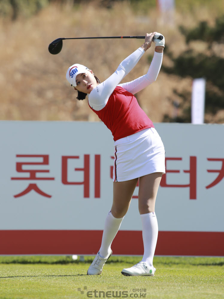[포토]문정민, 아름다운 자세로 티샷