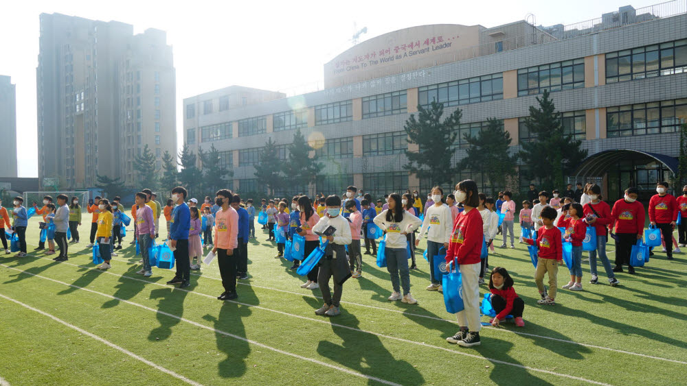 중국 웨이하이한국학교 학생들.