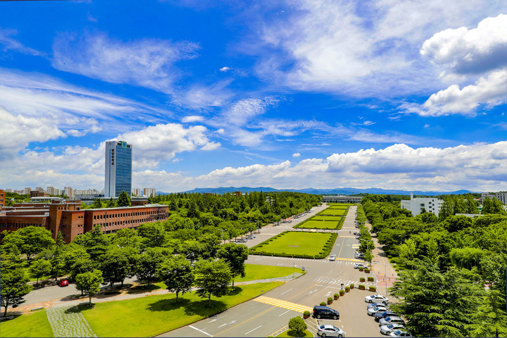 영남대학교 전경