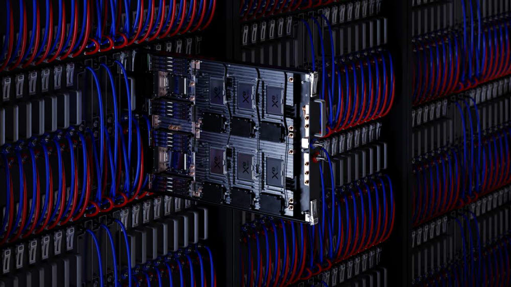 미국 아르곤국립연구소 오로라 슈퍼컴퓨터에 적용된 인텔 CPU 사파이어 래피즈와 GPU 폰테베키오