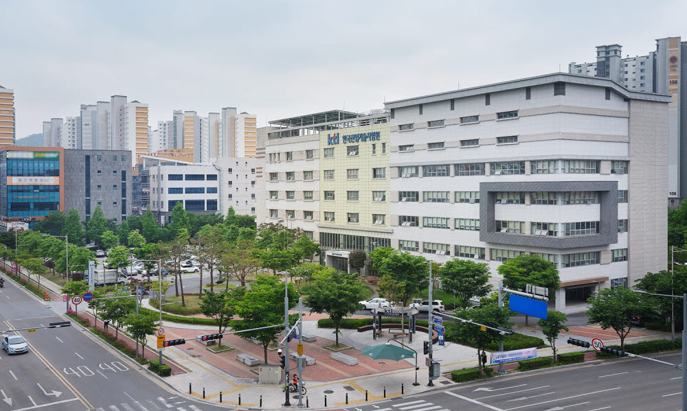 한국산업기술시험원 진주본원 전경. <사진 한국산업기술진흥원 제공>