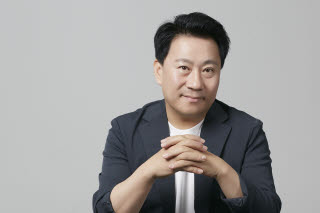 [박영락의 디지털소통]<11>충남, 경북 플랫폼 넘나드는 독창적 콘텐츠로 공공기관 견인