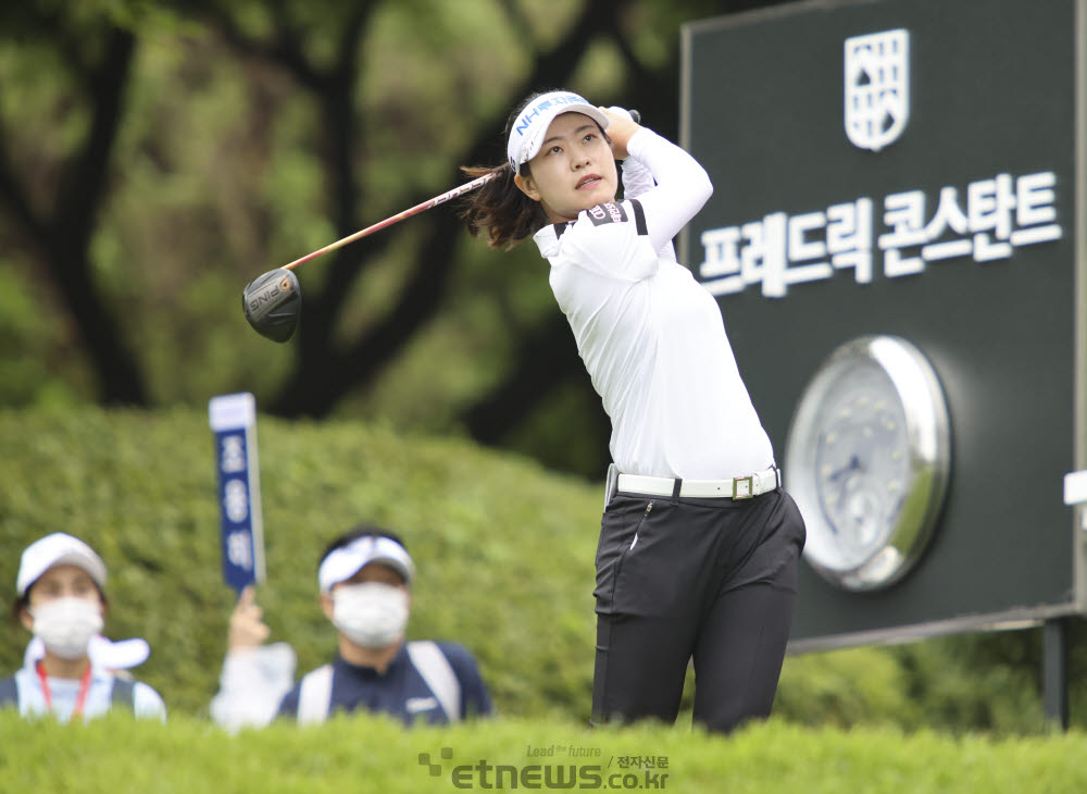 [포토]박민지, 디펜딩 챔피언 타이틀을 지킨다