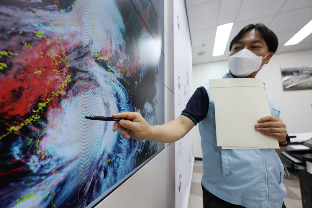 천리안위성에 포착된 힌남노