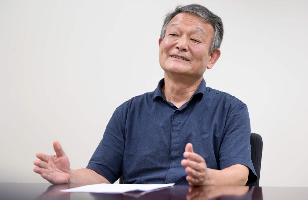 [데스크가 만났습니다]김영섬 코난테크놀로지 대표 "먼 길 돌아 상장, 23년 기술 자신감 이어가겠다"