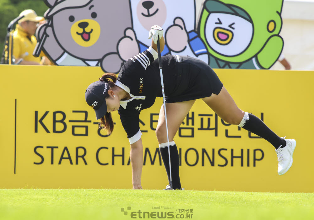 [포토]한진선, 유연하게 티를 꽂아요